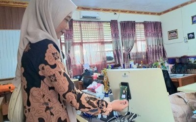 Smart ID Card Mulai Diterapkan, Layanan Administrasi MTsN 4 Cirebon Makin Modern