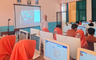 Sebanyak 283 Siswa Kelas IX MTsN 4 Cirebon Ikuti TKA Tahun 2026