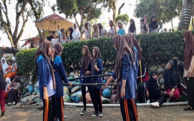 MTsN 4 Cirebon Ikut Serta dalam Perkemahan HUT ke-64 Pramuka Kwarran Weru 2025