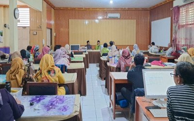 MTsN 4 Cirebon Mantapkan Kesiapan Tahun Ajaran Baru Lewat Rapat Dinas Semester Ganjil 2025/2026