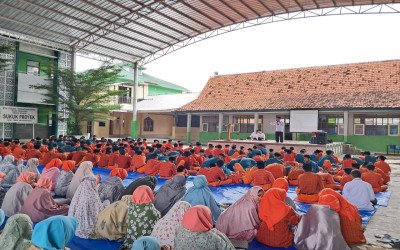 Pesantren Ramadan MTsN 4 Cirebon Tumbuhkan Karakter Religius dan Ketakwaan Siswa